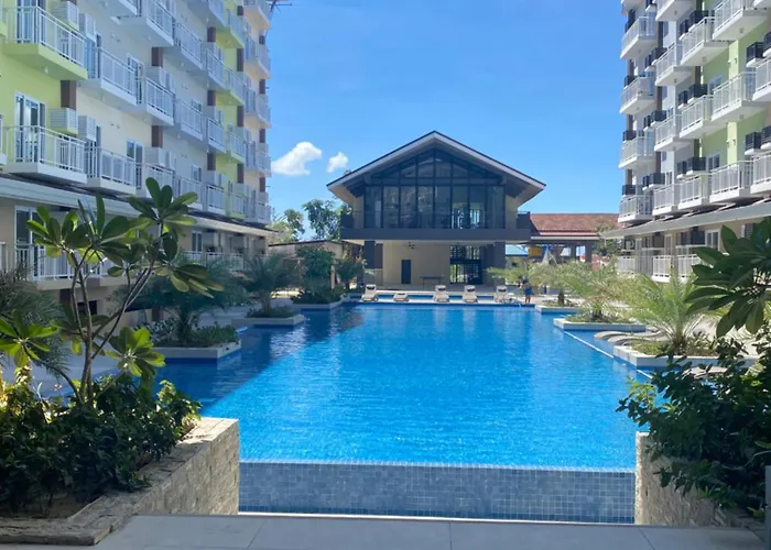 Seaview Amani Grand Resort Residences 3-5Mins From Airport